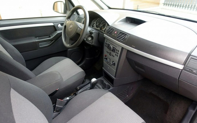 Opel Meriva cena 11900 przebieg: 174000, rok produkcji 2005 z Janów Lubelski małe 154